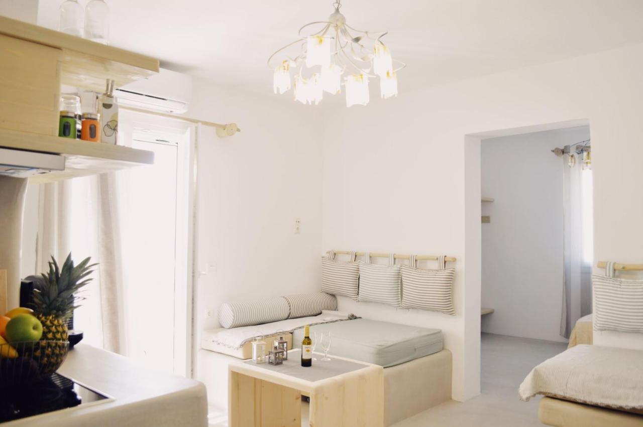 Blue Heart Luxury Suites Naxos City Екстер'єр фото