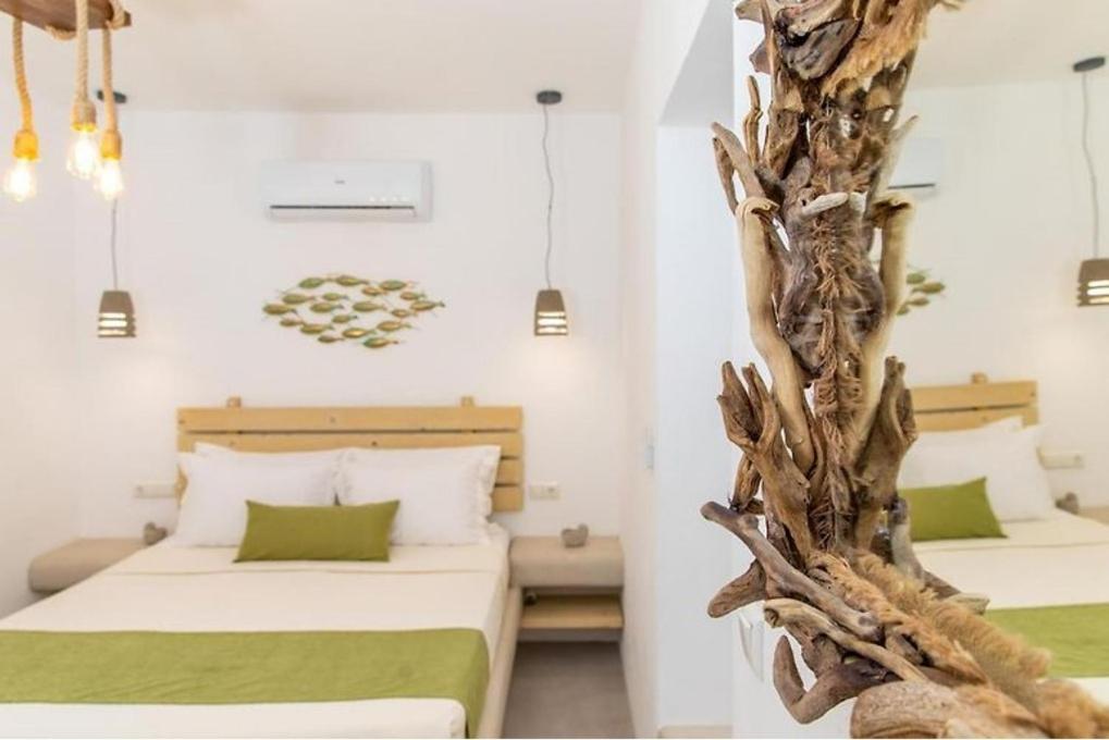 Blue Heart Luxury Suites Naxos City Екстер'єр фото
