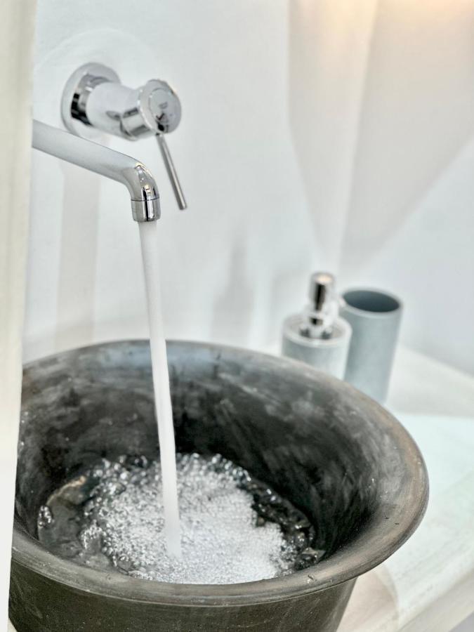 Blue Heart Luxury Suites Naxos City Екстер'єр фото